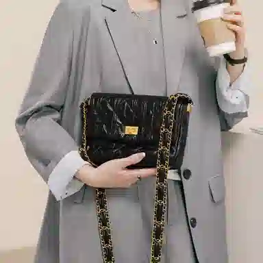 妙迪 小香风经典菱格翻盖链条包小众高级感精致简约百搭时尚上班通勤气质少女小方包 头层牛皮 宽肩带单肩斜挎包 女款 子夜黑