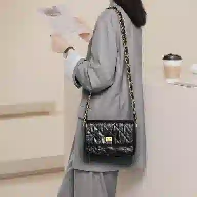 妙迪 小香风经典菱格翻盖链条包小众高级感精致简约百搭时尚上班通勤气质少女小方包 头层牛皮 宽肩带单肩斜挎包 女款 子夜黑