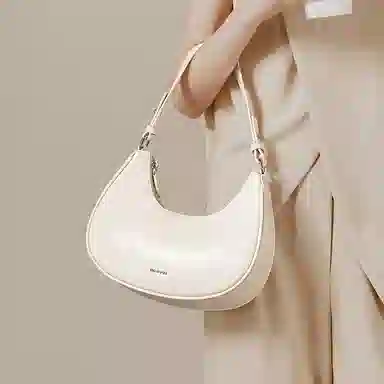 妙迪 高级感小众时尚简约百搭精致少女新月包月牙腋下包 小鹿压印牛皮 手提单肩斜挎包 常规 女款 奶昔白