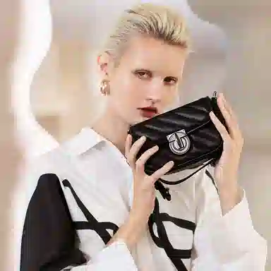 妙迪 小众高级质感时尚 牛皮 腋下包链条包单肩包斜挎包 女款 米白色