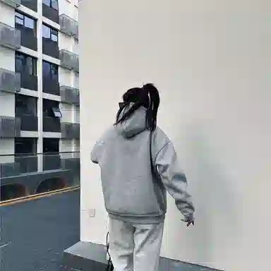 星际者 波浪字母印花宽松连帽休闲套头卫衣 男女同款 加绒加厚可选