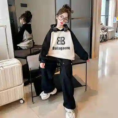 迷乐童堡 童装 加绒洋气插肩袖加厚卫衣 儿童款 咖色