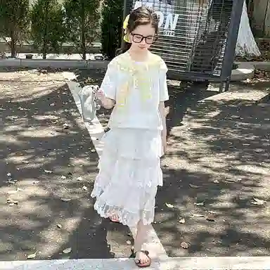 儿童款 迷乐童堡裙装套装 洋气时髦字母条纹披肩短袖套裙两件套