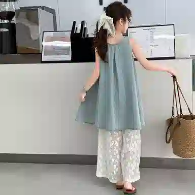 儿童款 迷乐童堡裙装套装 洋气时尚潮流无袖休闲牛仔蕾丝花边阔腿裤两件套 蓝色