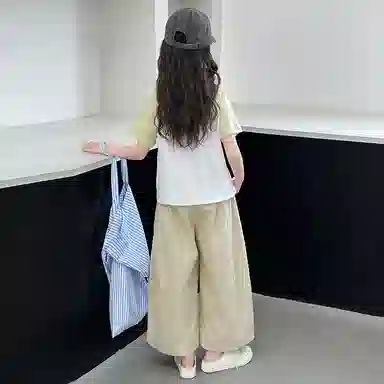 迷乐童堡休闲运动套装 拼色字母圆领插肩短袖 两件套 儿童款