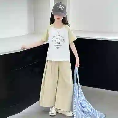 迷乐童堡休闲运动套装 拼色字母圆领插肩短袖 两件套 儿童款