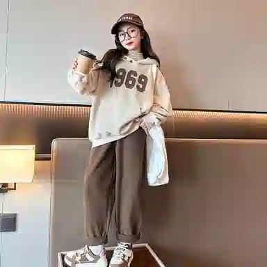 FW23