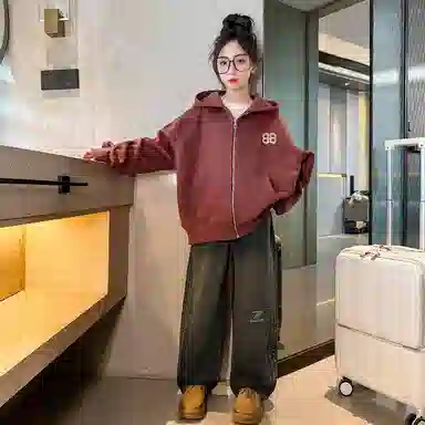 迷乐童堡 童装 新款洋气连帽时髦宽松卫衣 儿童款 砖红色