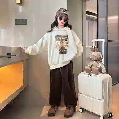 FW23