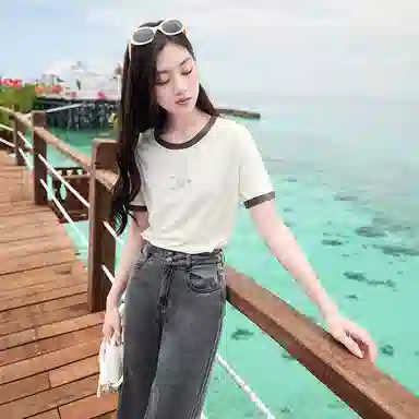 XIANGYING T