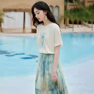 XIANGYING T