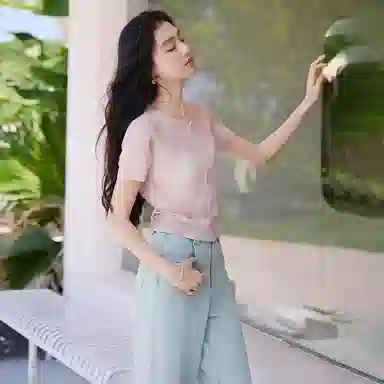 XIANGYING T