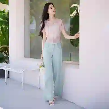 XIANGYING T