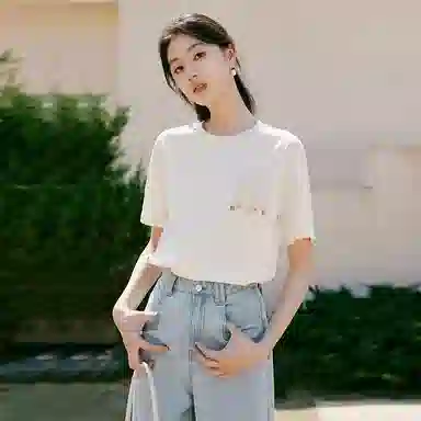 XIANGYING T