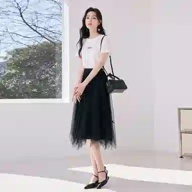 XIANGYING T