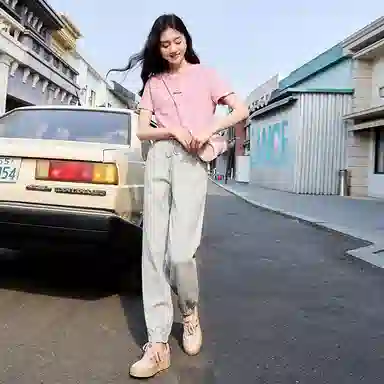 XIANGYING T