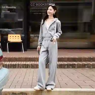 XIANGYING Treasure Miu Hoodie