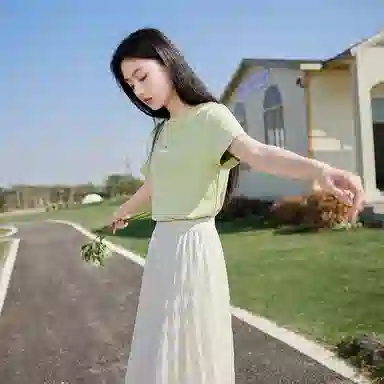 XIANGYING T