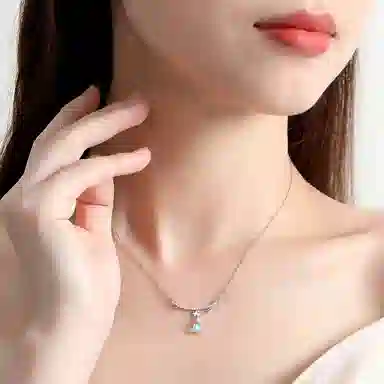 S925