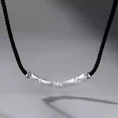 999