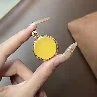 琳琯瑛 新中式国风小众设计高级感轻奢气质平安无事牌吊坠 蜜蜡 项链 女款