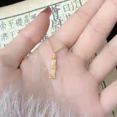 a925