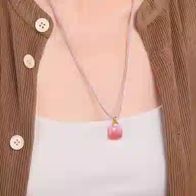 琳琯瑛 红方糖可爱设计高级感 玛瑙 项坠 女款 礼物