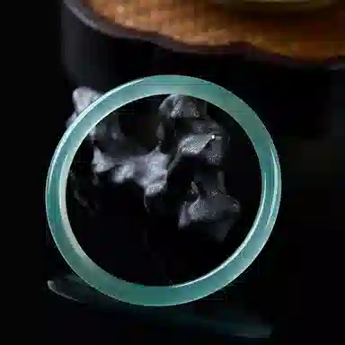 琳琯瑛 新中式国风小众设计高级感轻奢气质 竹叶青美人条 玉髓 玉石手镯 女款