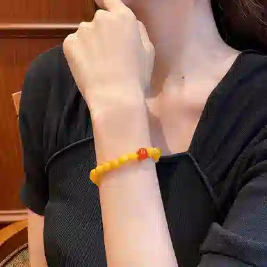 琳琯瑛 新中式国风小众设计高级感轻奢气质南红一点红 蜜蜡 手串 女款