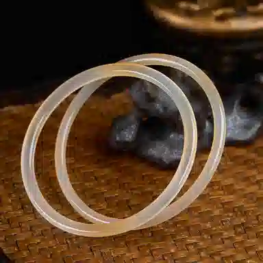 琳琯瑛 新中式国风小众设计高级感轻奢气质浅黄 一对一步一响 玉髓 手镯 女款