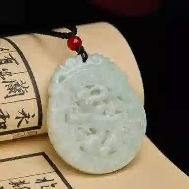 琳琯瑛 新中式古风玉佩气质平安仿古龙牌 豆种 翡翠吊坠 男款
