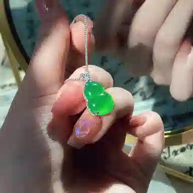 琳琯瑛 新中式国风小众设计款气质 玉髓 玉石吊坠 女款