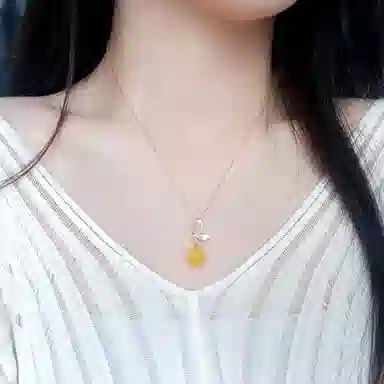 琳琯瑛 新式中国风项链 海贝款圆珠 蝴蝶款轻奢贵气 琥珀蜜蜡 玉石吊坠 女款 琥珀蜜蜡 礼物