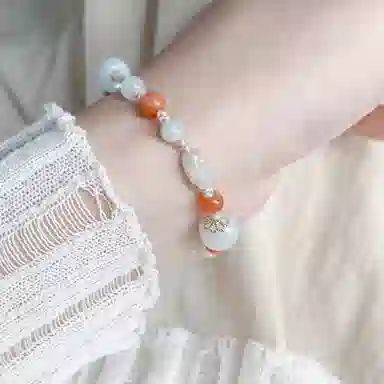 琳琯瑛 圆珠翡翠珠子配南红 可爱编织手绳 豆种 翡翠手链 女款