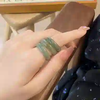 琳琯瑛新中式国风扳指翡翠素圈指环气质高品质戒指女款