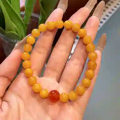 琳琯瑛 新中式国风小众设计高级感轻奢气质南红一点红 蜜蜡 手串 女款