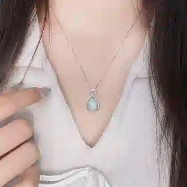 8 925