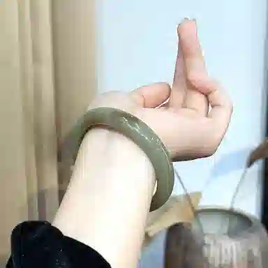 琳琯瑛 糖色 和田玉 和田玉手镯 女款 碧玉