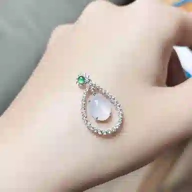 琳琯瑛 新中式国潮气质小众设计款蛋面水滴 冰种 翡翠吊坠 女款
