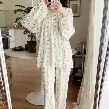 兰缪 皱布带胸垫一体圆领套头长袖长裤可爱甜美睡衣套装 女款 白色