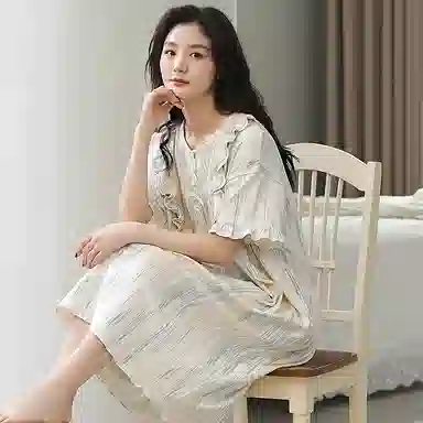 兰缪 带胸垫甜美可爱短袖睡裙 女款 图片色