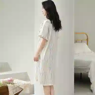 兰缪 带胸垫甜美可爱短袖睡裙 女款 图片色