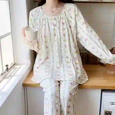 兰缪 皱布带胸垫一体圆领套头长袖长裤可爱甜美睡衣套装 女款 白色