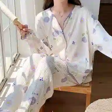 兰缪 简约亲肤可爱甜美带胸垫一体开衫长袖休闲可外穿长裤睡衣套装 女款 图片色