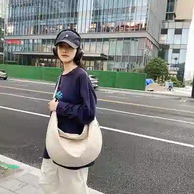 morellybear Nylon Crescent Bag