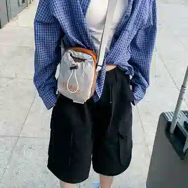 韩版抽绳轻便小众时尚个性 尼龙 手机包 常规 男女同款情侣款 多色