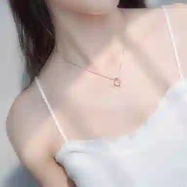 百年传琪 天使蛋人鱼眼泪沉静夜空 水滴锁骨链 水波链 十字链 玉髓 项链 女款