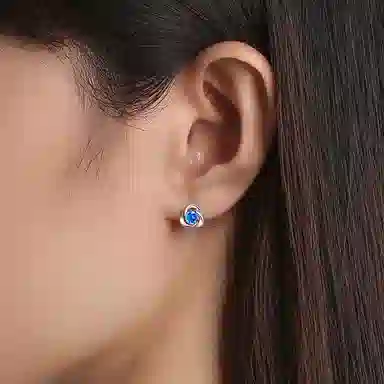 S925
