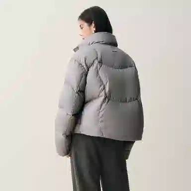 太平鸟 纯色保暖短款立领面包服羽绒服 女款