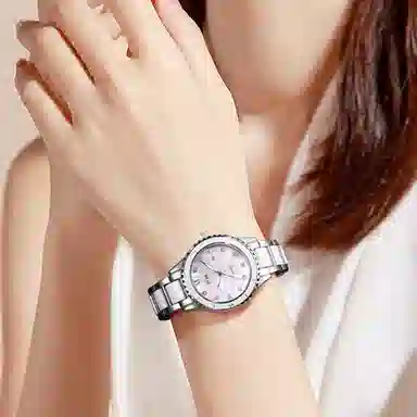 匹克满天星镶钻 腕表手表女士款学生职场休闲穿搭通用 石英机芯 精钢表带 国表 女 贝母色表盘 日常防水清爽表带